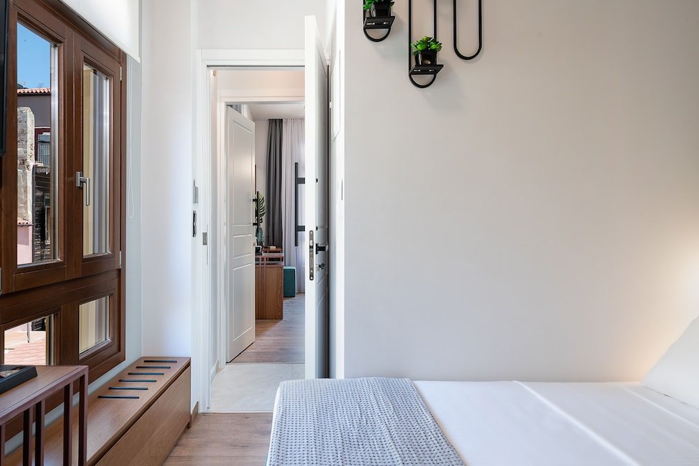 Фото 96794098959