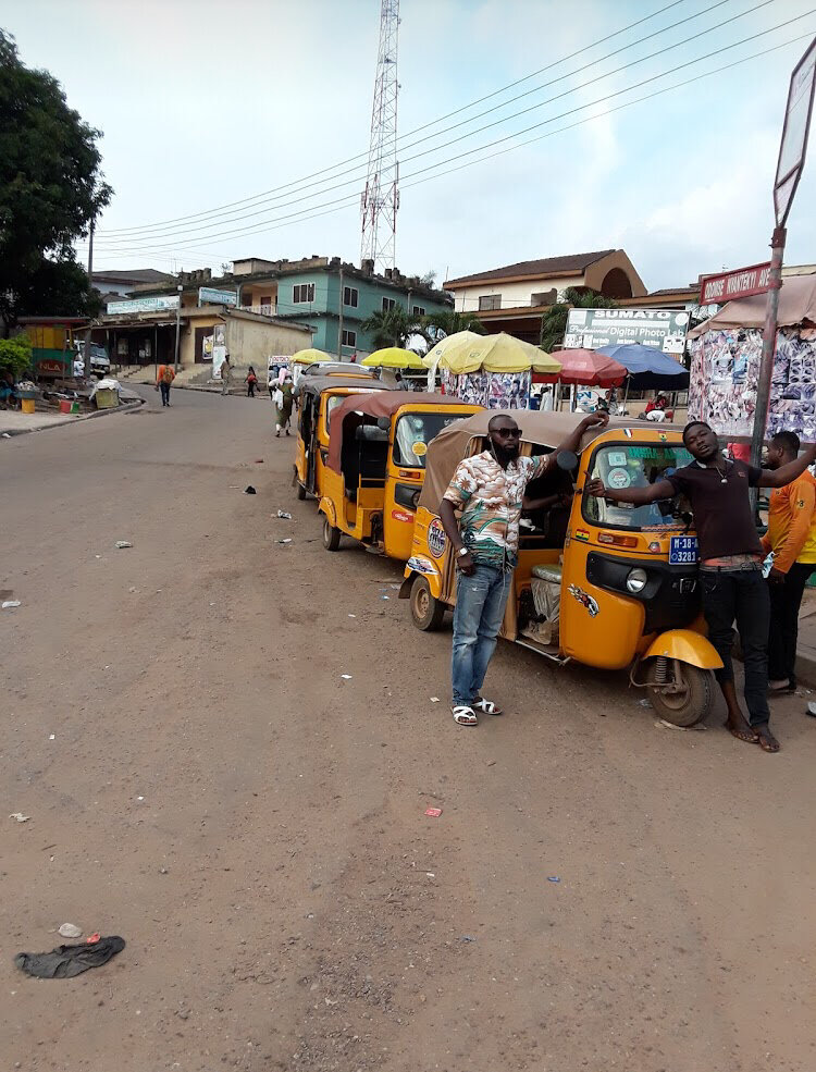Bike rental Mtn Pragia Taxi Station, Kumasi, photo