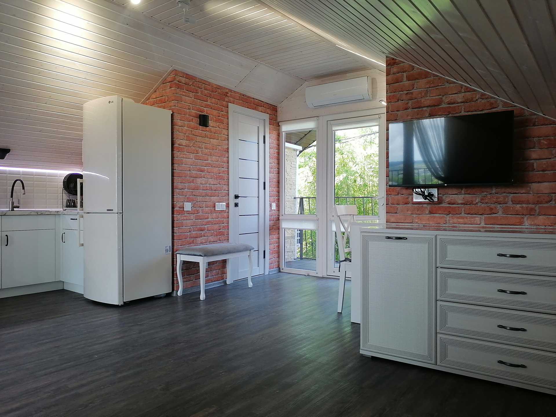 Фото Мансарда-студия