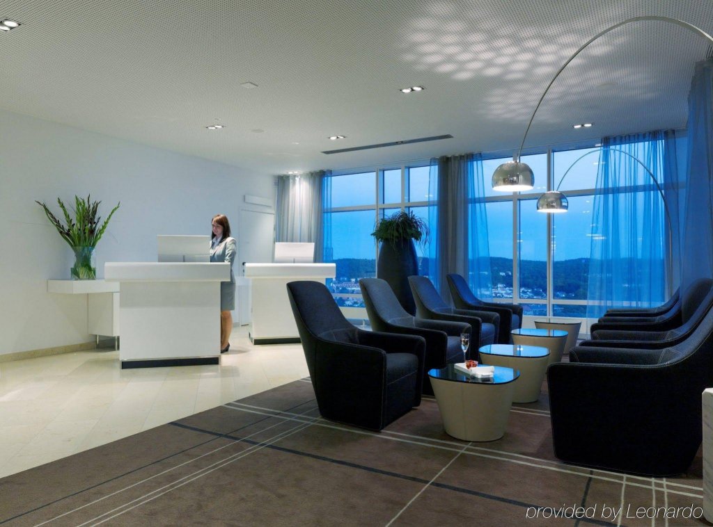 Фото Upper House