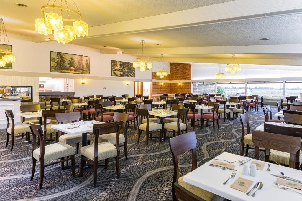 Фото Heartland Hotel Haast