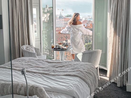 Фото Hotel Renoir