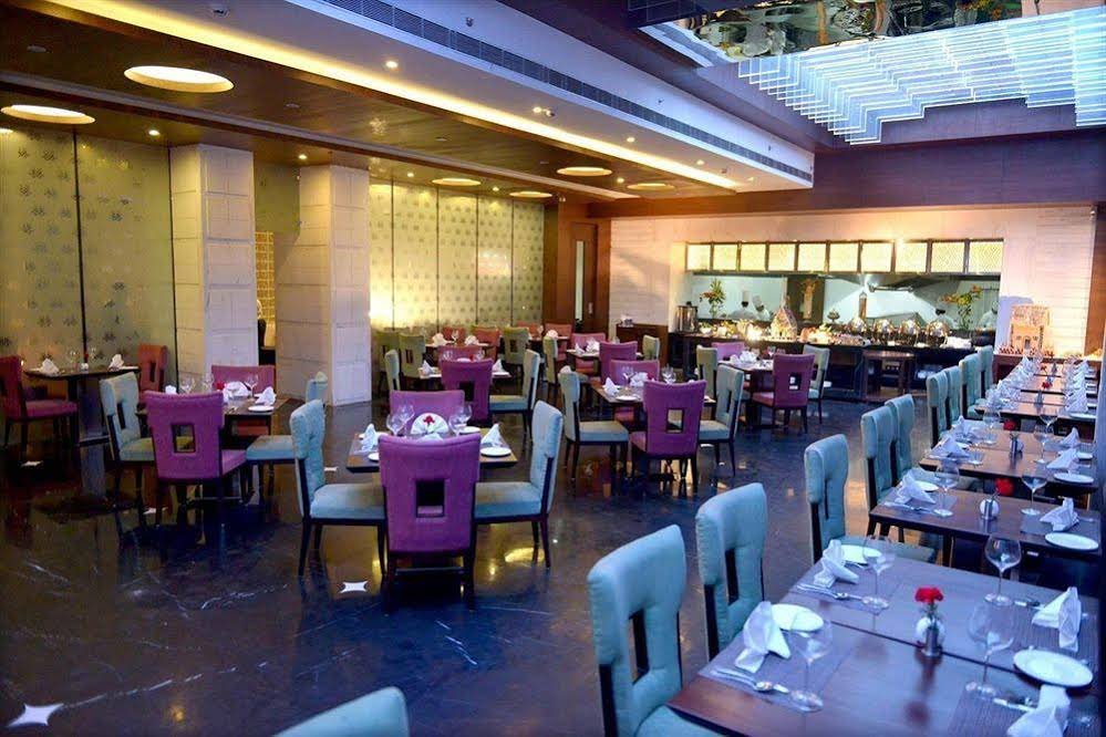 Фото Golden Tulip Lucknow