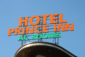 Hotel Prince Inn