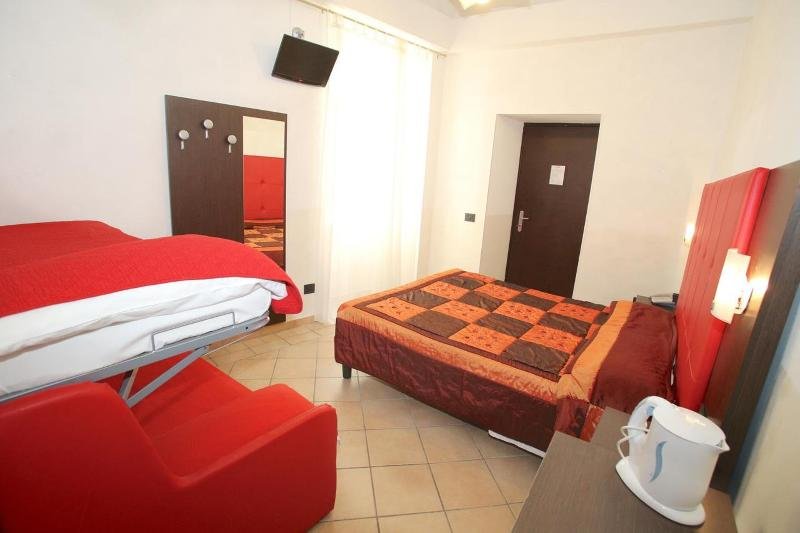 Фото Sakura Inn Sanremo