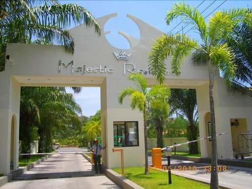 Гостиница Majestic Residence pool villa Pattaya