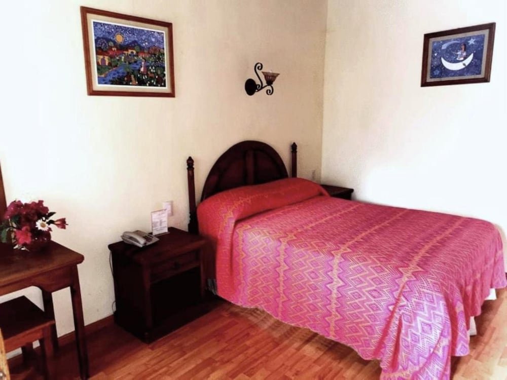 Фото Capital O Hotel Rincon Del Arco