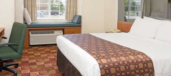 Фото Microtel Inn by Wyndham Denver