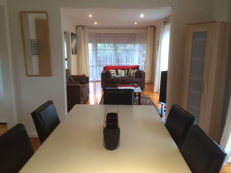 Фото Australian Home Away @ Doncaster Grange Park