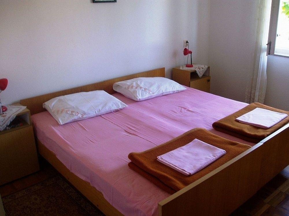 Фото Apartments Kiwi Karin