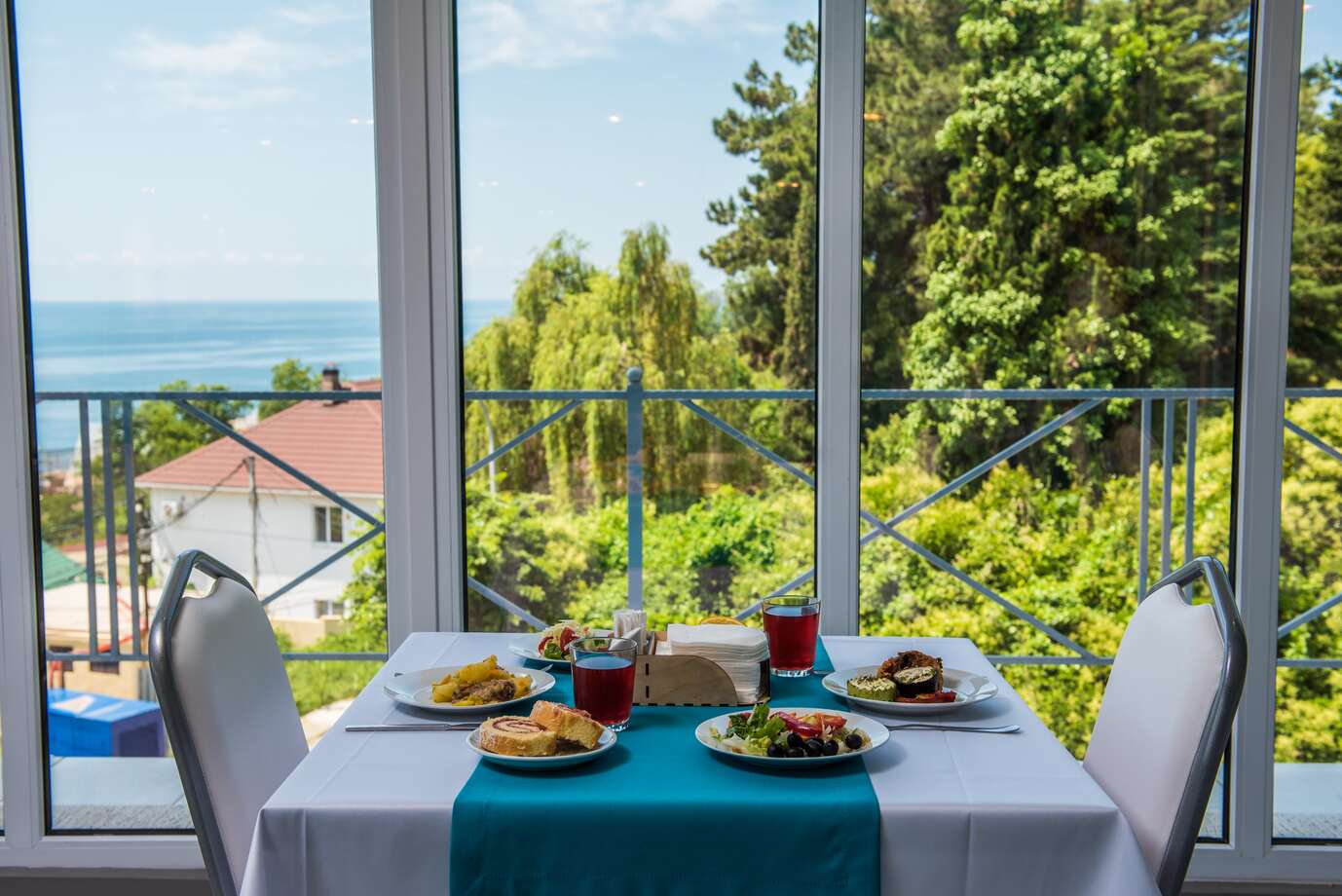 Фото Ларимар