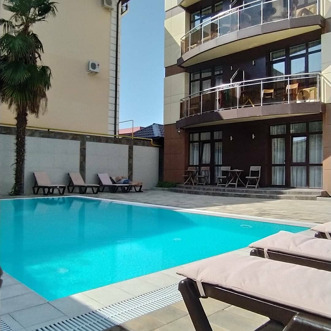 Фото отеля 2