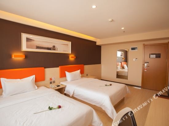 Фото 7 Days Premium Hotel