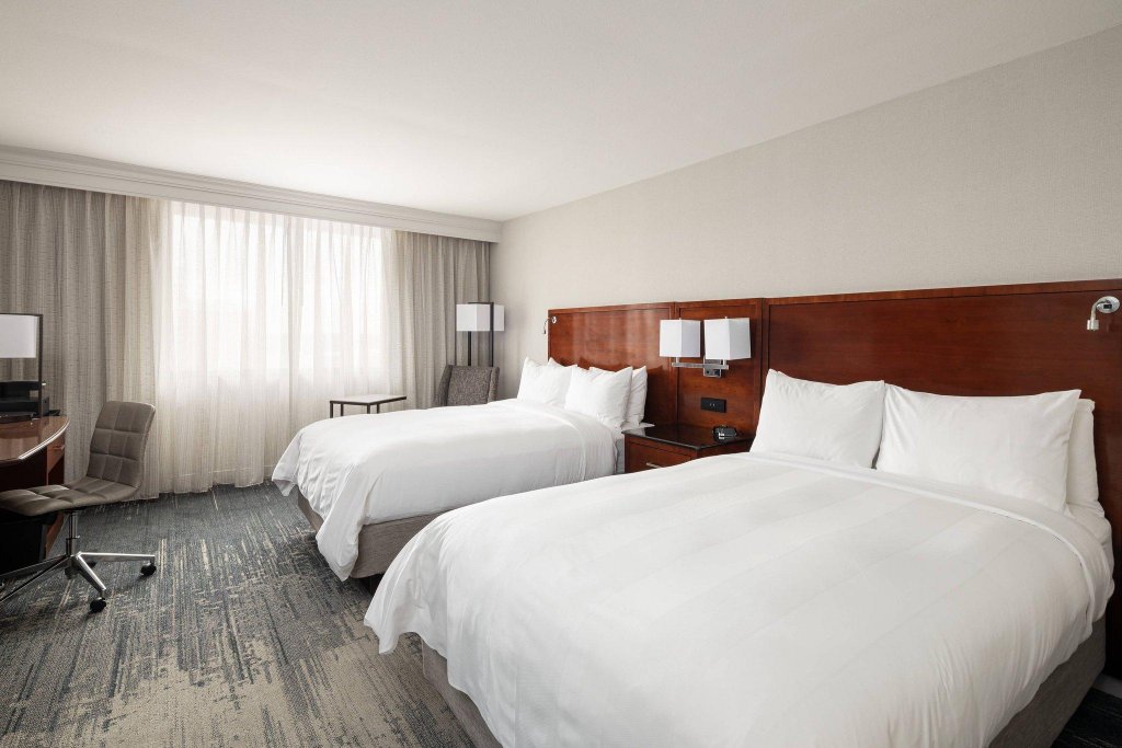 Фото Richmond Marriott