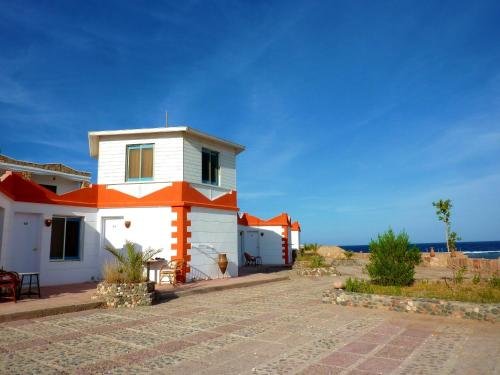 Фото Coral Garden Beach Resort