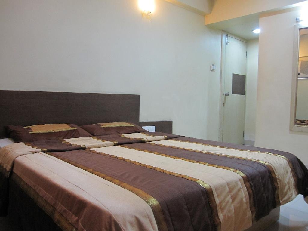 Фото Fabhotel Rajdhani I