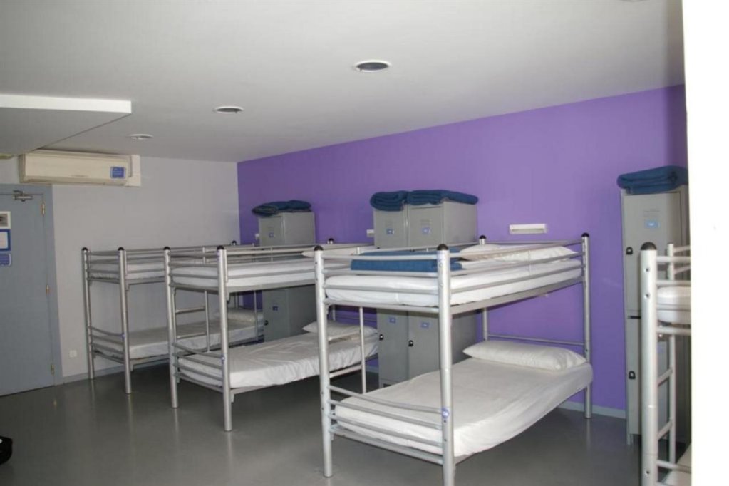 Фото Alberguinn Youth Hostel