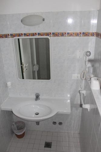 Фото Hotel Santini