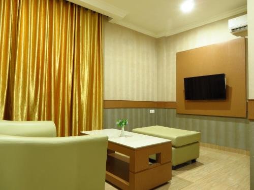 Фото 195961982598