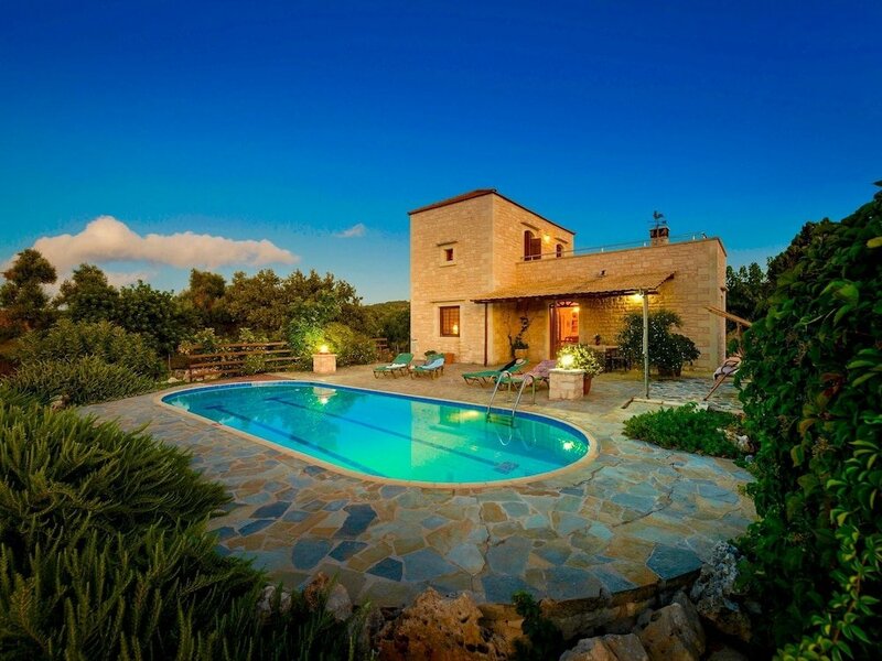 Гостиница Beautiful Villa With Pool, sea View and Privacy in Nice Little Village, Nw Coast