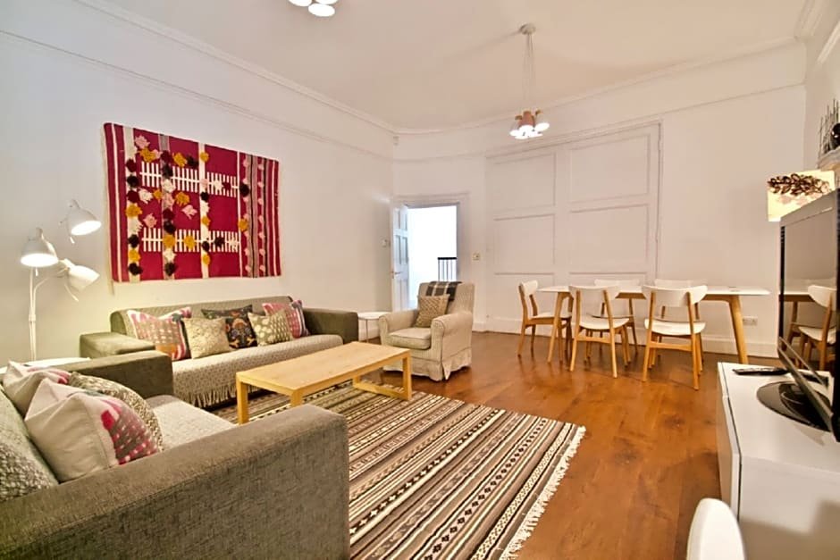 Фото Gower Street Apartments