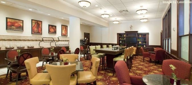 Фото Residence Inn Milwaukee Downtown by Marriott