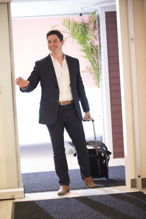 Фото Extended Suites Tijuana Macroplaza Hotel