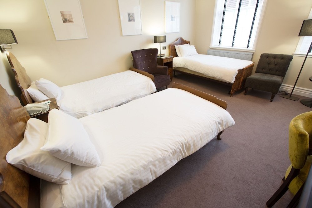 Фото White Hart Hotel