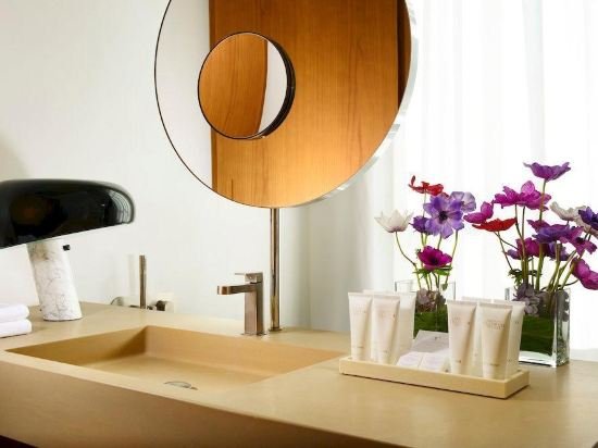 Фото Palazzo Montemartini Rome, A Radisson Collection