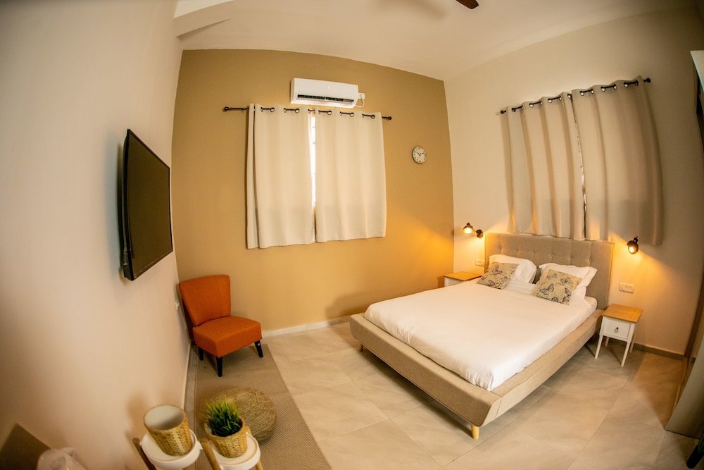 Фото Eshel Mansion - Boutique Suites