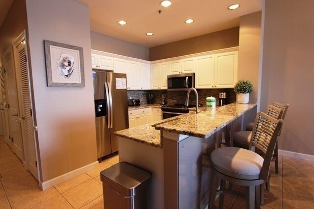 Фото Sterling Shores Ph13 - 3 Br home by RedAwning