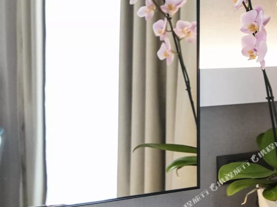 Фото Athens Cypria Hotel