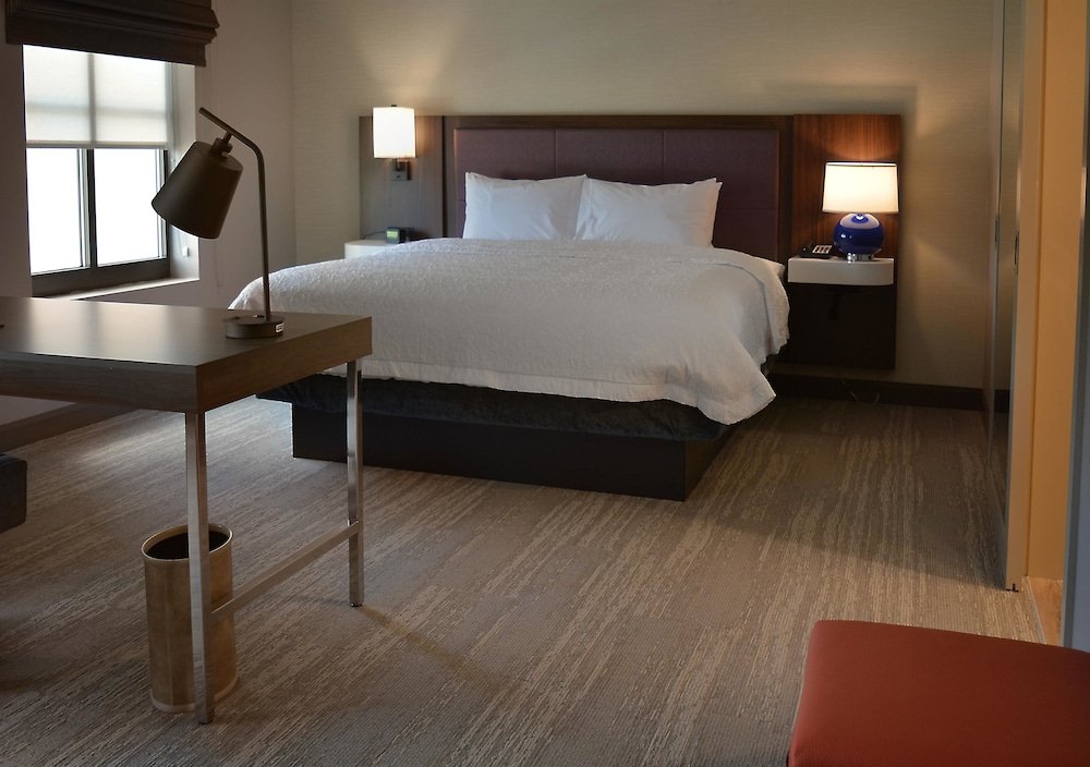 Фото Hampton Inn & Suites Philadelphia/Media