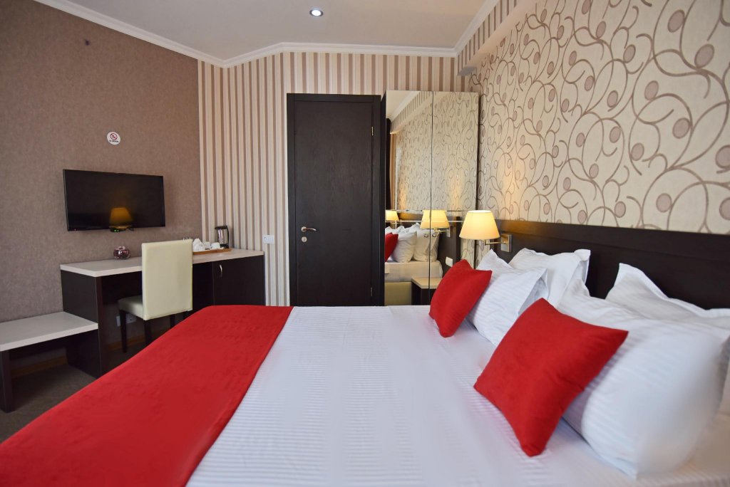 Фото East Gate Boutique Hotel