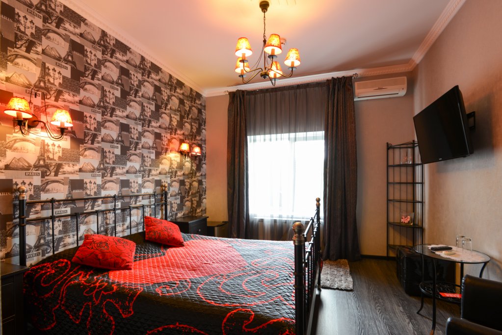 Фото Гравор