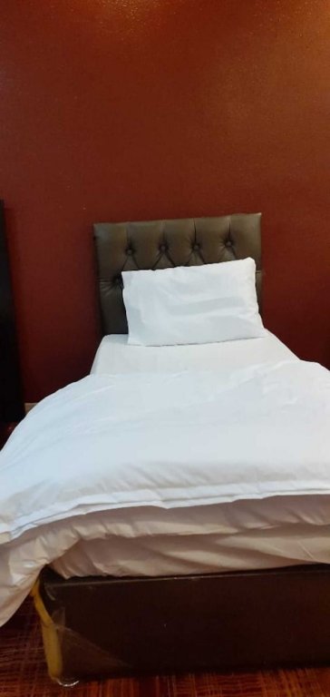 Фото Oyo 537 Dahtham Furnished Units