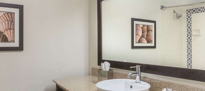 Фото Wyndham Boca Raton Hotel