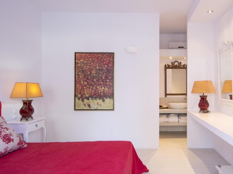 Фото La Maltese Buddha Beach Bar Santorin