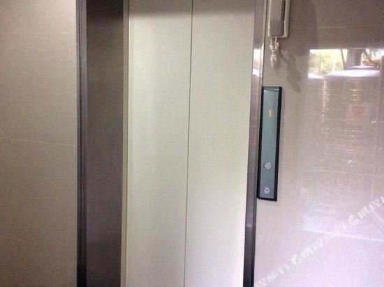 Фото The Centrino Serviced Residence