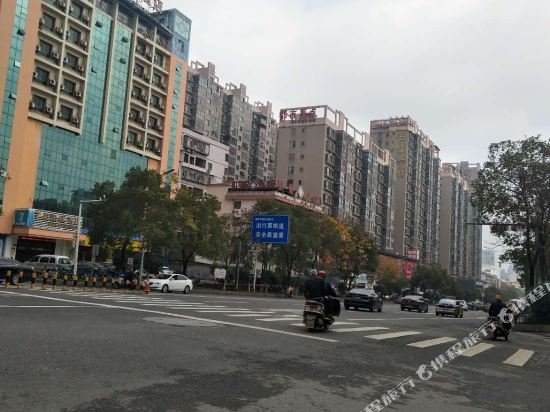 Фото отеля 3