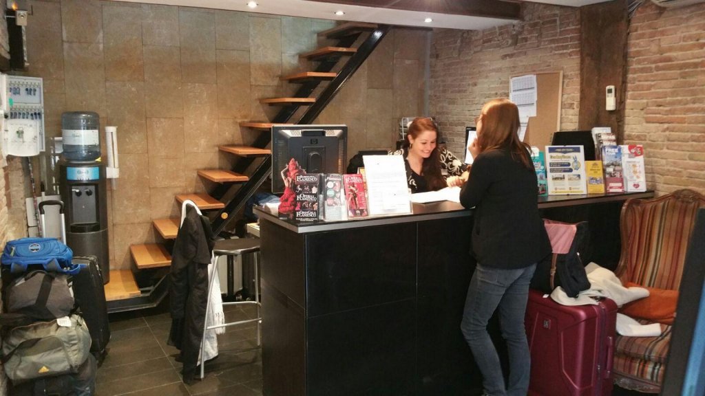 Фото AinB Gothic-Jaume I Apartments