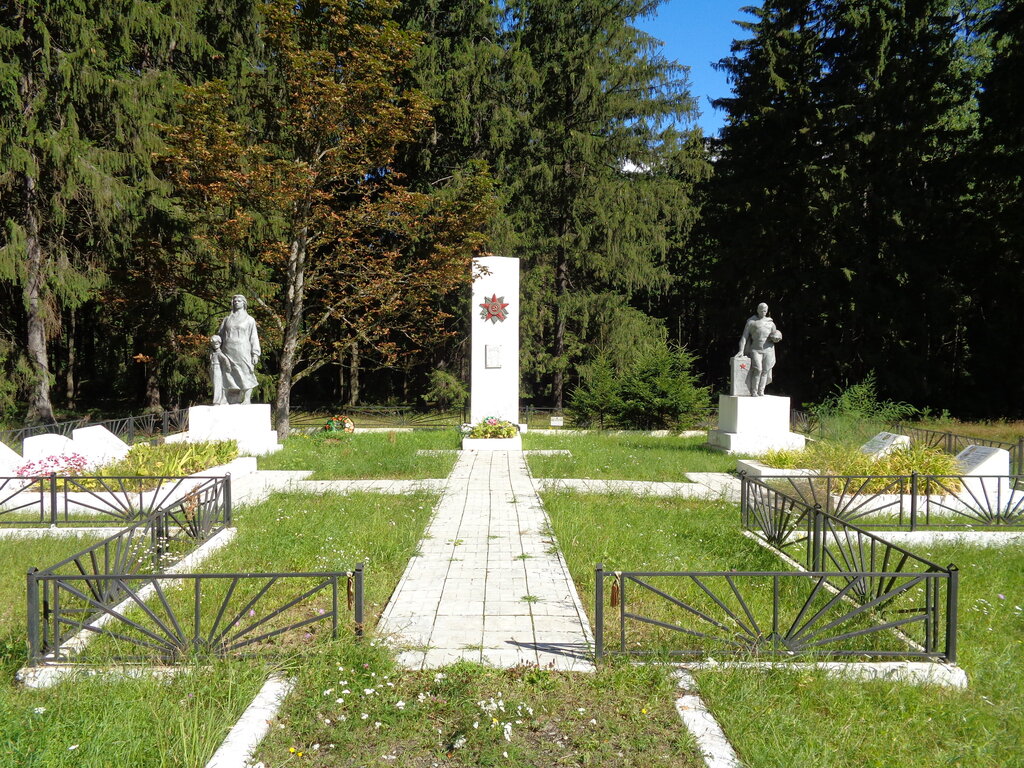 Monument, memorial Кладбище жертв фашизма памятник Великой Отечественной войны 1941-1945гг., Bryansk Oblast, photo