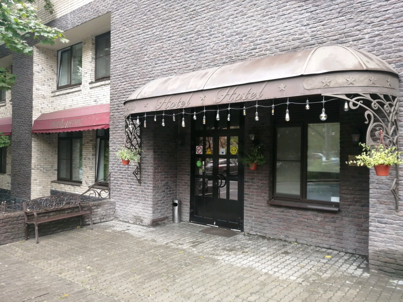 Фото отеля 1