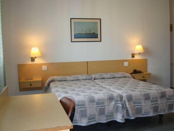 Фото Hotel Brick