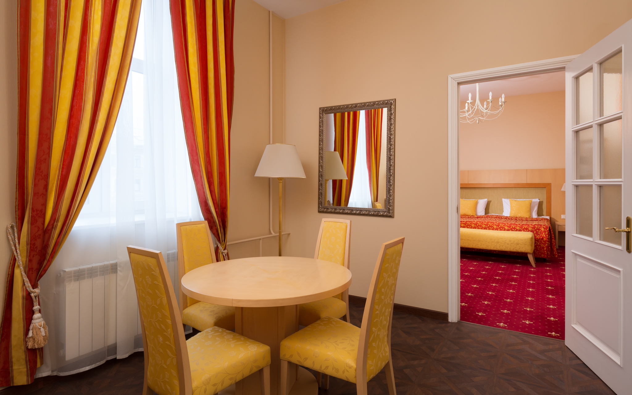 Фото Октябрьская