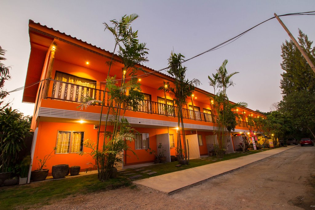 Фото отеля 1