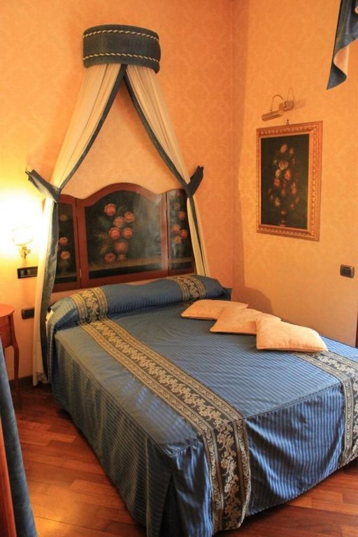 Фото Hotel Suite Ares