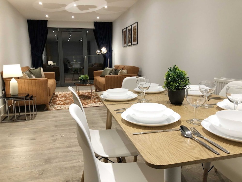 Фото Elegant Plus