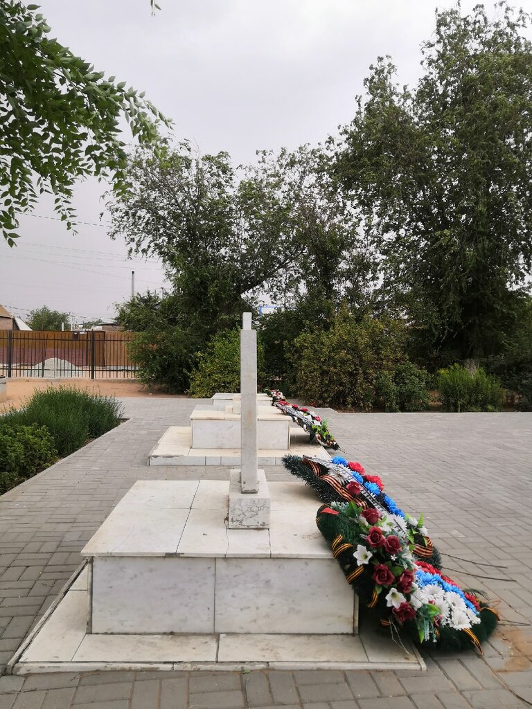 Monument, memorial Мемориал Александрову М. М. и Ольшевскому П. С., Kharabali, photo