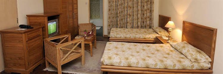 Фото Suburb Cafe & Inn